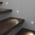 Подсветка лестницы светодиодными встраиваемыми светильниками