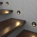 Накладные чёрные светильники для подсветки ступеней и лестницы