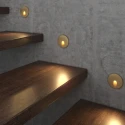 Встраиваемый светильник для подсветки лестницы