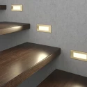 Светильники с влагозащитой для подсветки уличной лестницы